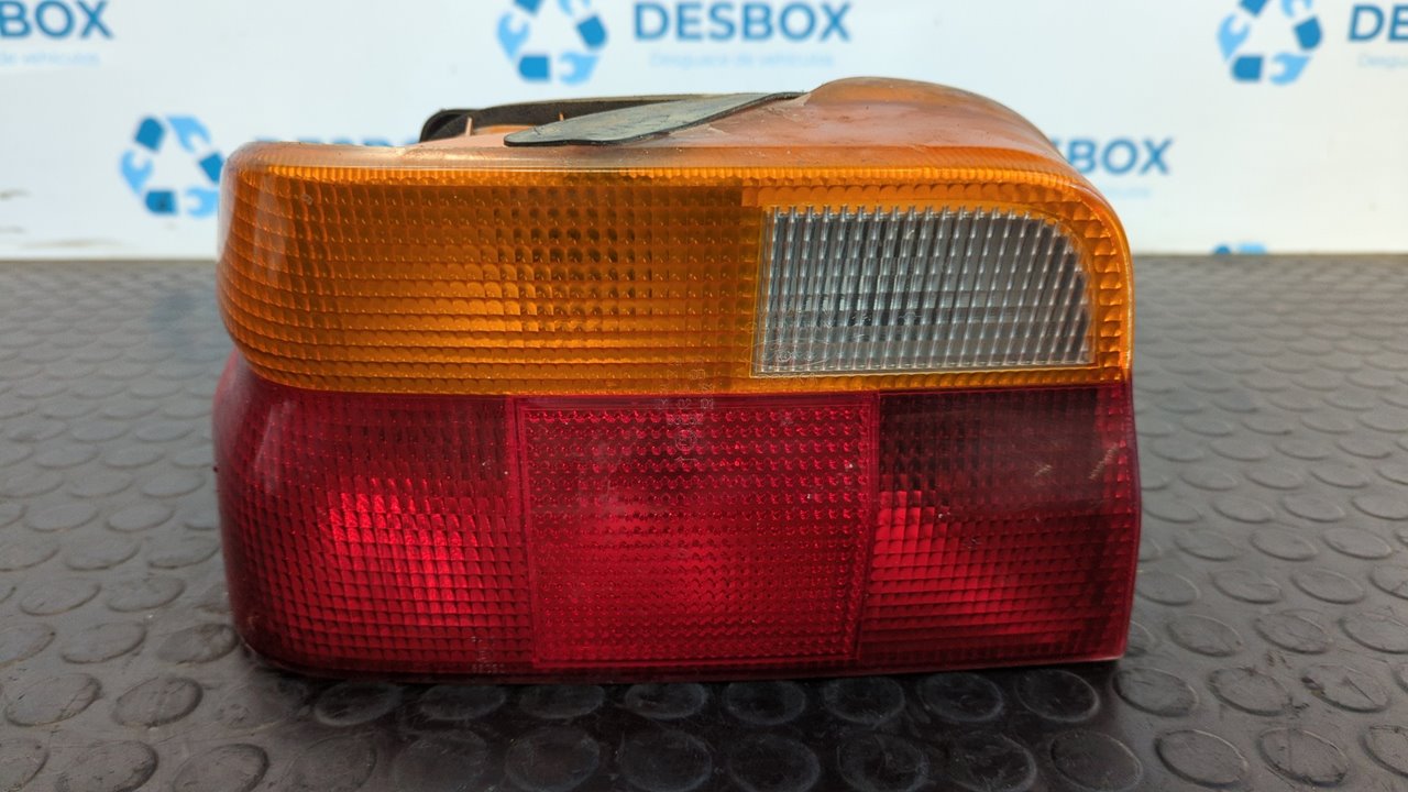 PILOTO TRASERO IZQUIERDO FORD ESCORT BERLINA