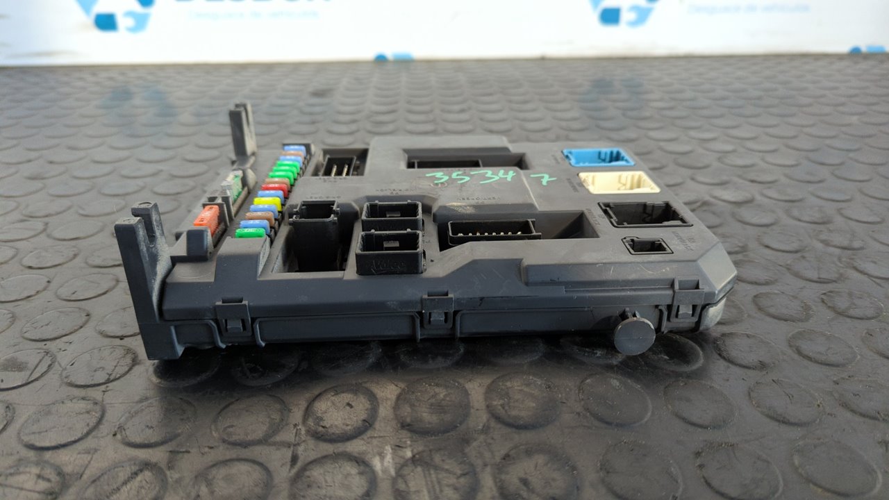 CAJA RELES / FUSIBLES PEUGEOT 207 - vista 2