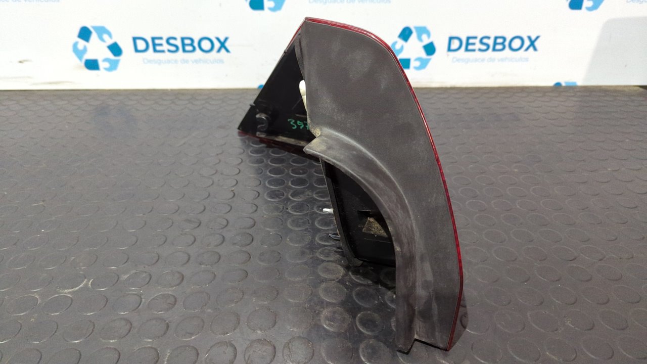 PILOTO TRASERO DERECHO RENAULT MEGANE II BERLINA 3P - vista 3