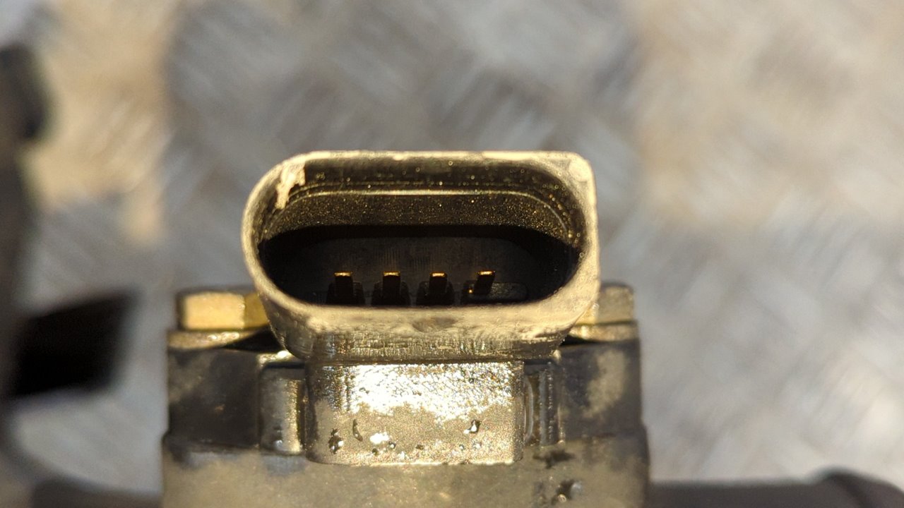 INTERCOOLER AUDI A6 BERLINA (4B2) - vista 3