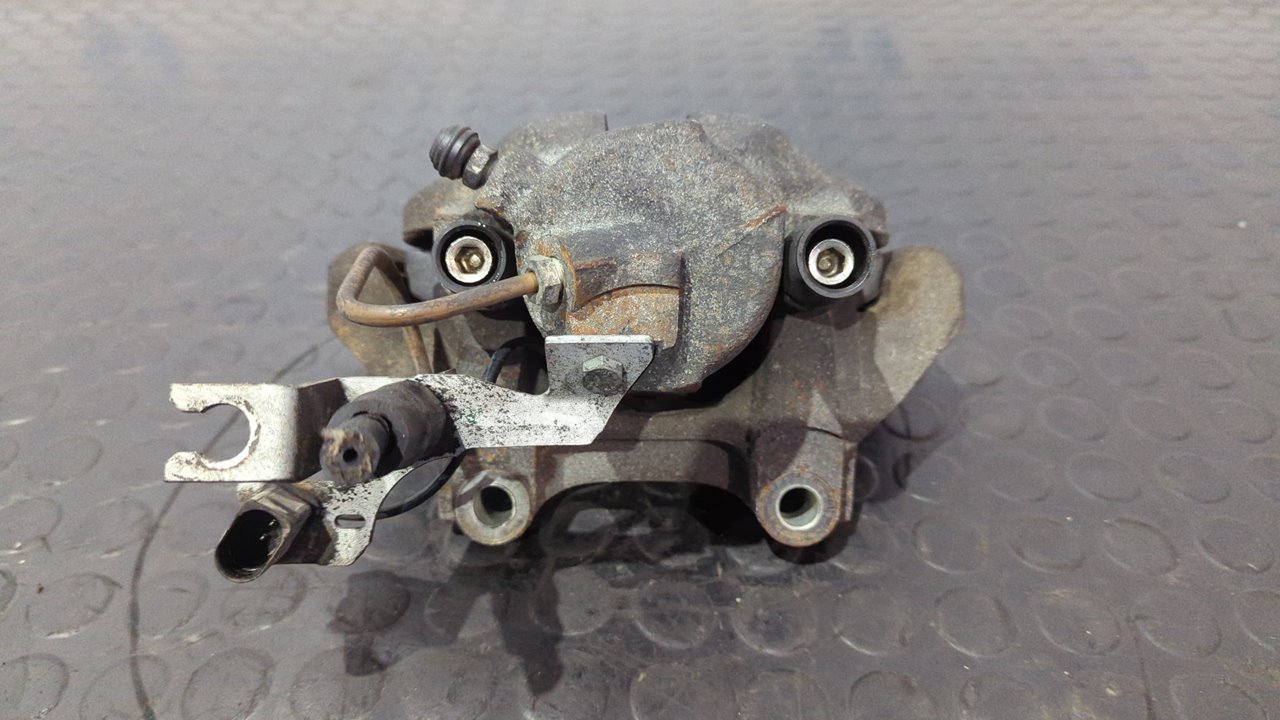 PINZA DE FRENO DELANTERA DERECHA AUDI A6 BERLINA (4B2) - vista 6