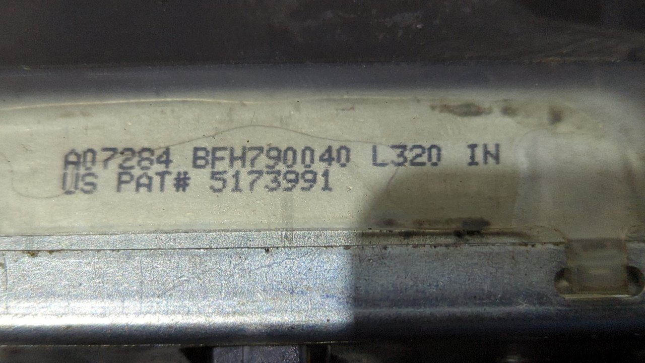 RETENEDOR PUERTA IZQUIERDA  LAND ROVER RANGE ROVER SPORT - vista 3