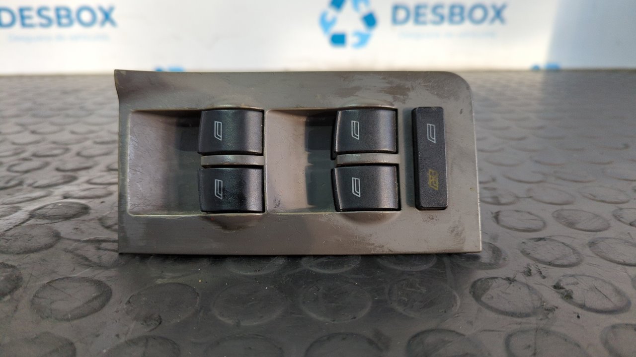 MANDO ELEVALUNAS DELANTERO IZQUIERDO AUDI A6 BERLINA (4B2)