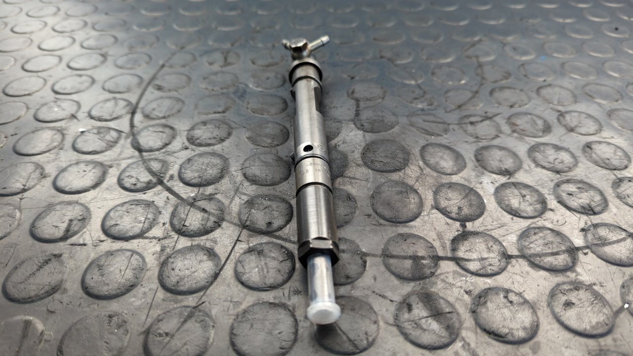 INYECTOR AUDI A6 BERLINA (4B2) - vista 2