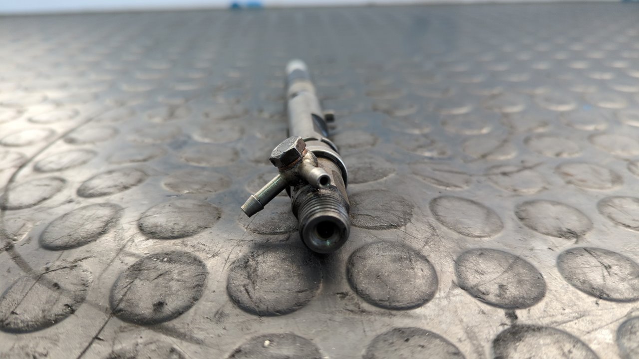 INYECTOR AUDI A6 BERLINA (4B2) - vista 3