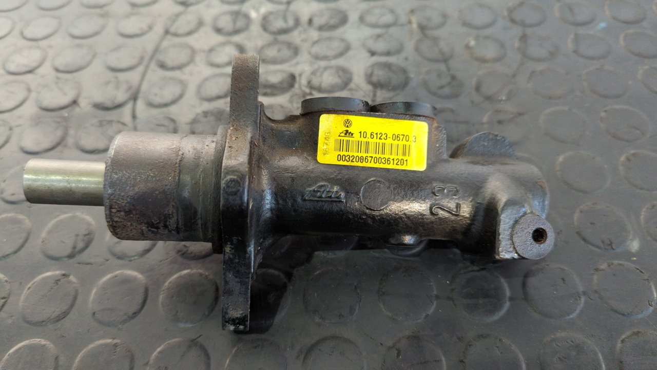 BOMBA FRENO VOLKSWAGEN GOLF III BERLINA (1H1) - vista 5