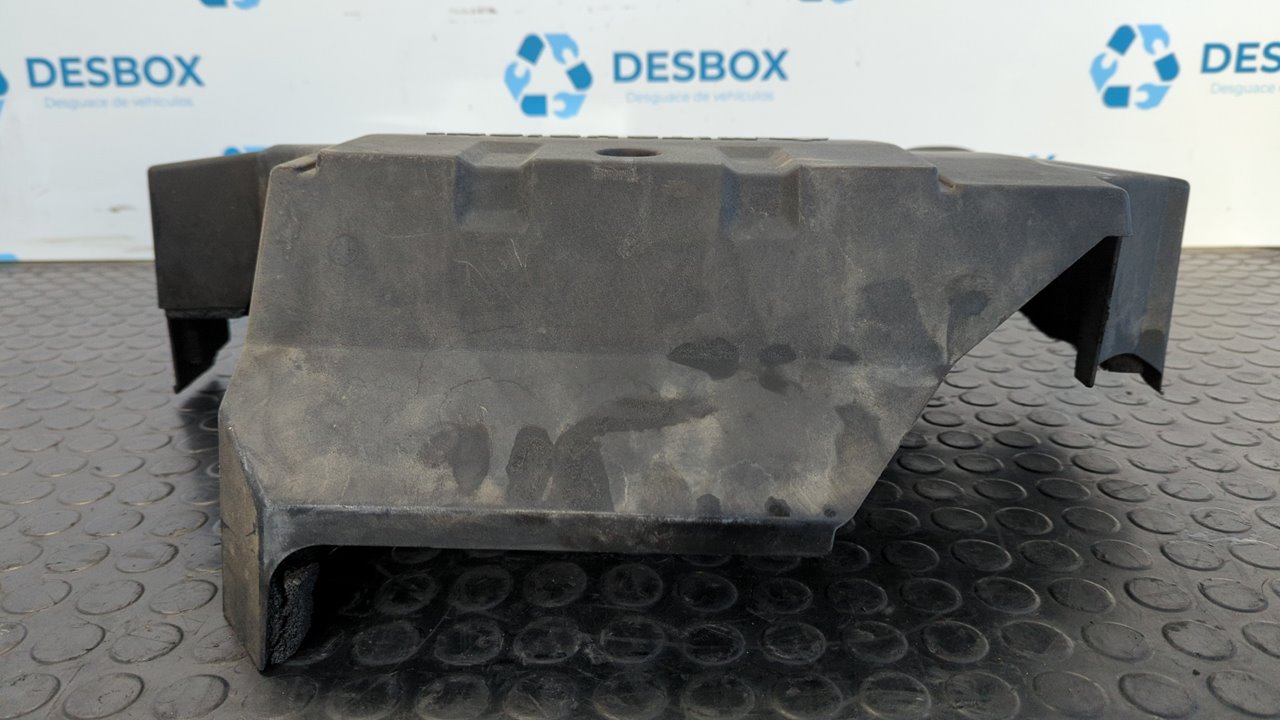 TAPA MOTOR MITSUBISHI MONTERO (V80/V90) - vista 2