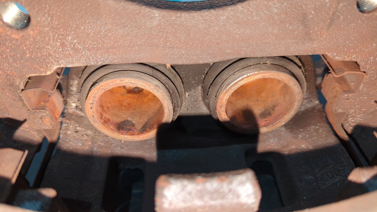 PINZA DE FRENO DELANTERA DERECHA SSANGYONG REXTON - vista 6