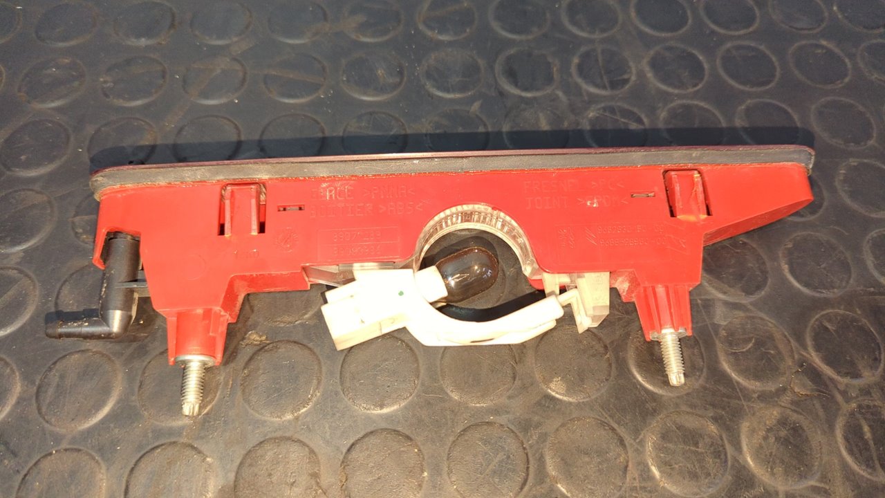 LUZ CENTRAL DE FRENO PEUGEOT PARTNER KOMBI - vista 7