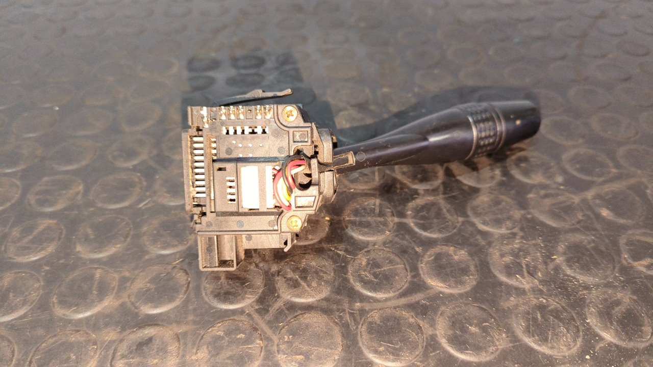 MANDO LIMPIA MITSUBISHI MONTERO (V80/V90) - vista 5