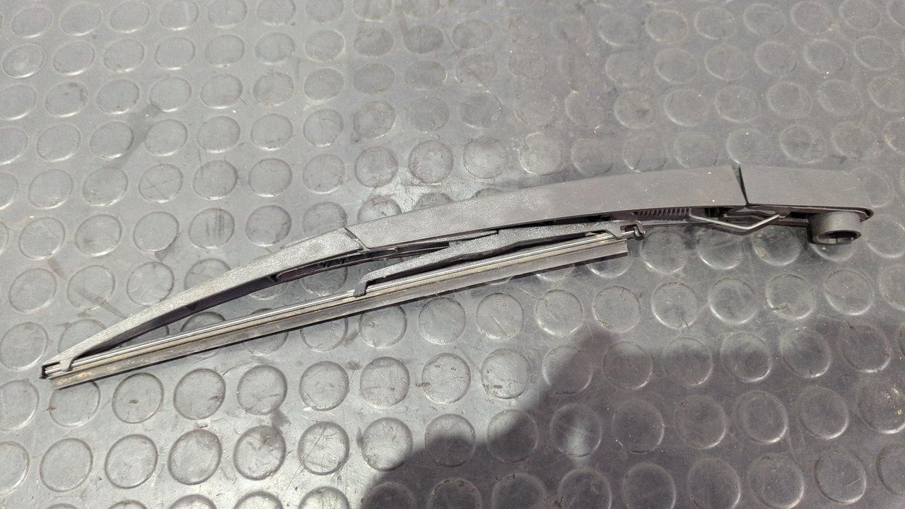 BRAZO LIMPIA TRASERO PEUGEOT 308 - vista 4
