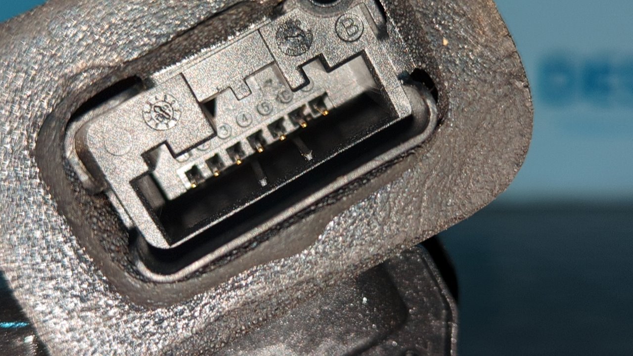 CERRADURA PUERTA TRASERA DERECHA VOLKSWAGEN POLO (6R1) - vista 4