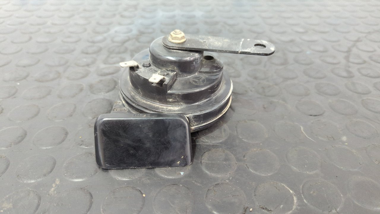 CLAXON MERCEDES-BENZ CLASE E (W124) BERLINA - vista 2