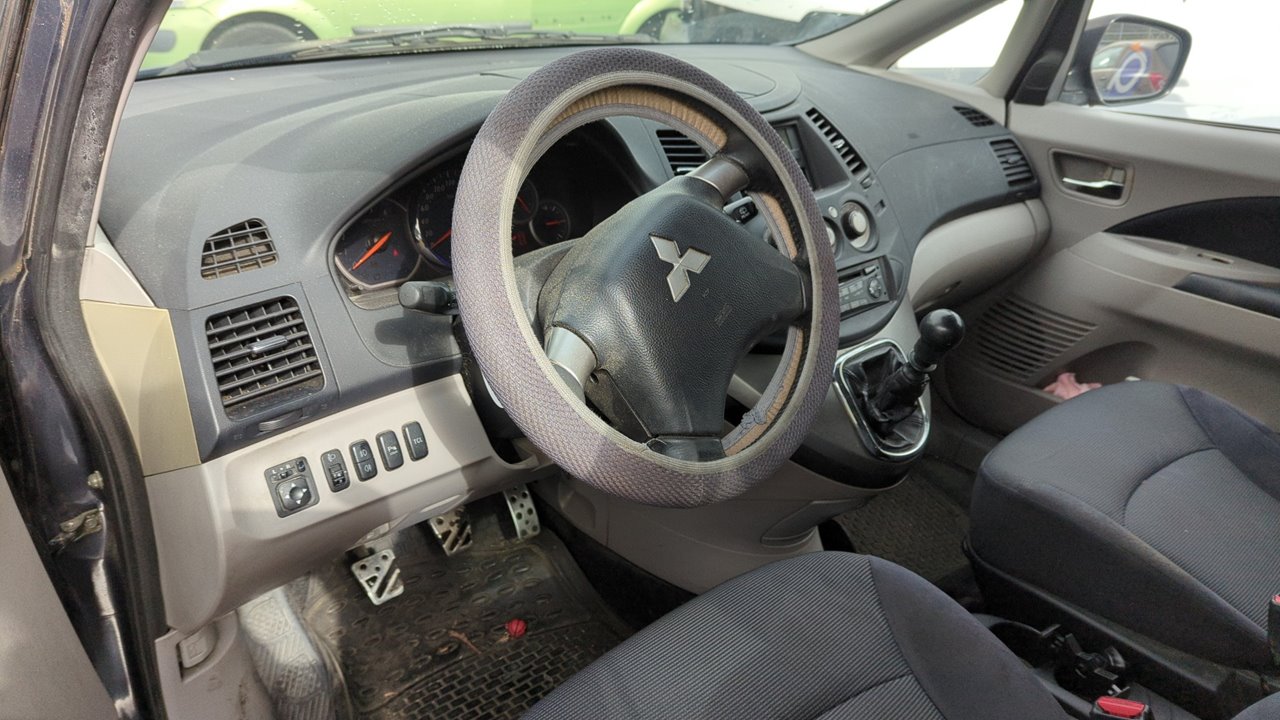 ELEVALUNAS TRASERO IZQUIERDO MITSUBISHI GRANDIS (NA0W) - vista 9