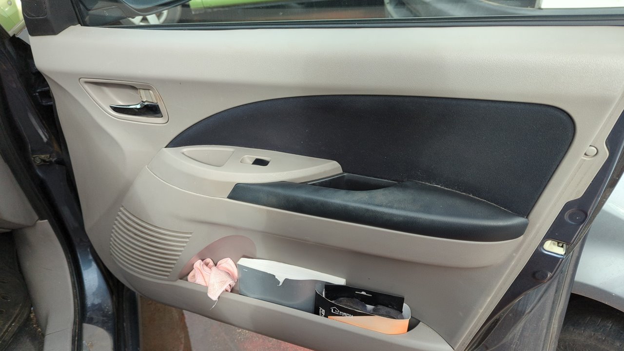 ELEVALUNAS TRASERO IZQUIERDO MITSUBISHI GRANDIS (NA0W) - vista 4