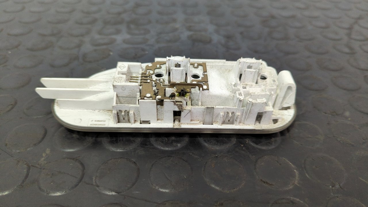 LUZ INTERIOR RENAULT KANGOO - vista 2