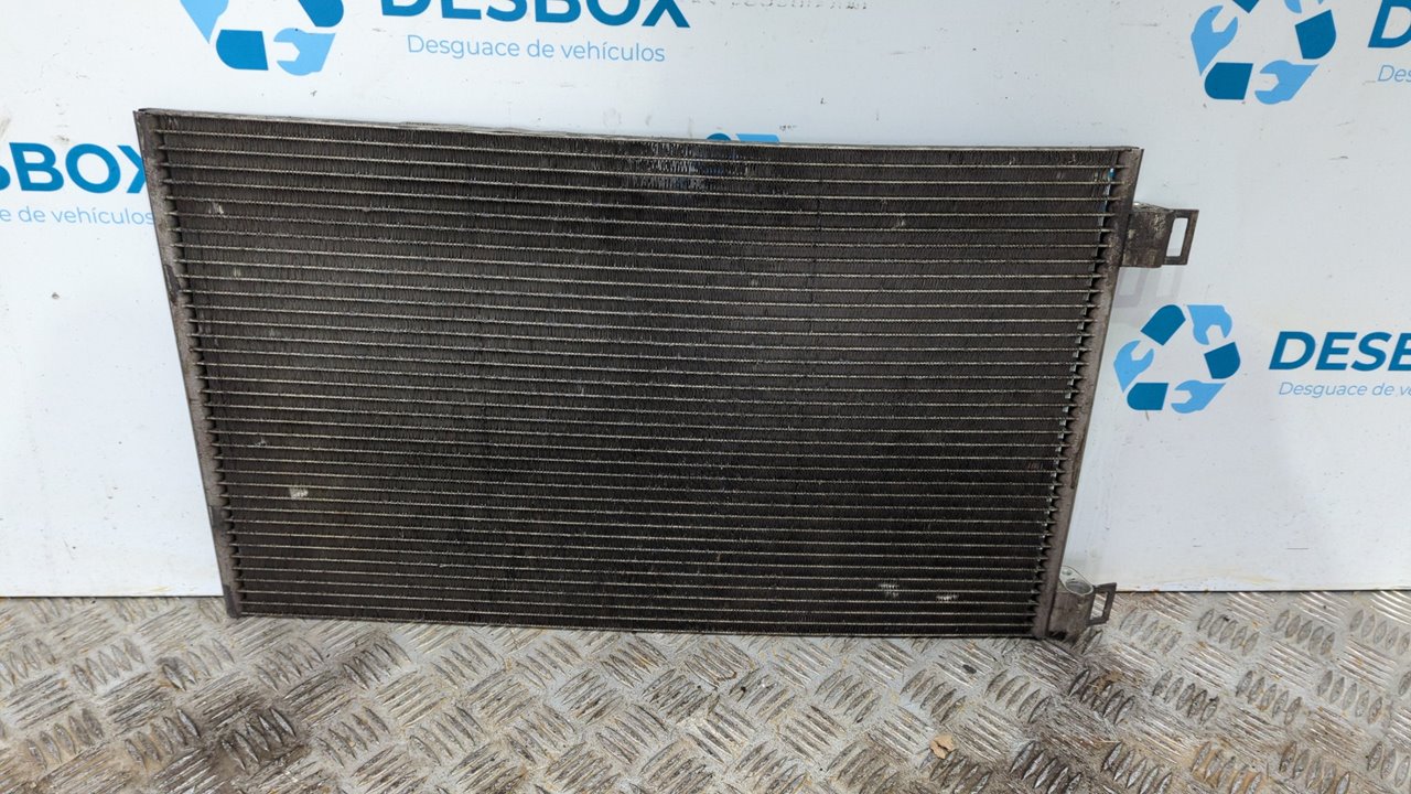 CONDENSADOR / RADIADOR  AIRE ACONDICIONADO RENAULT KANGOO - vista 3