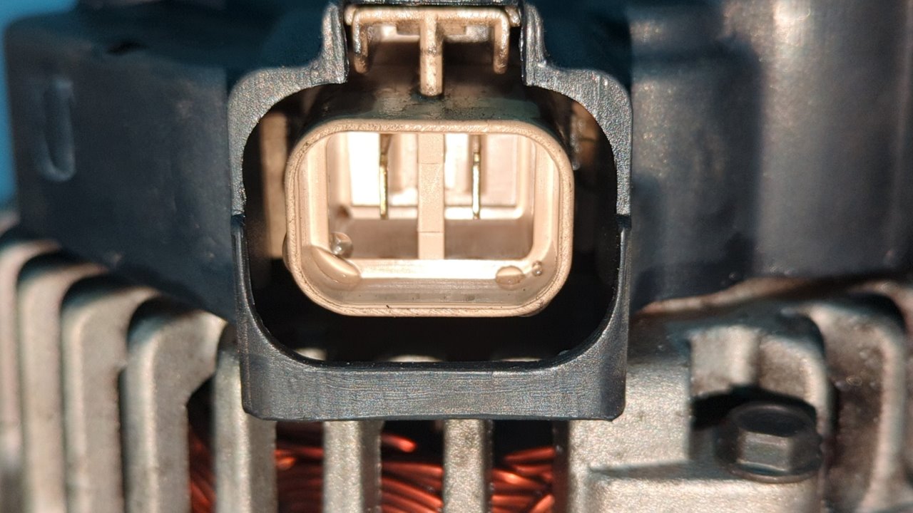 ALTERNADOR KIA CERATO - vista 6