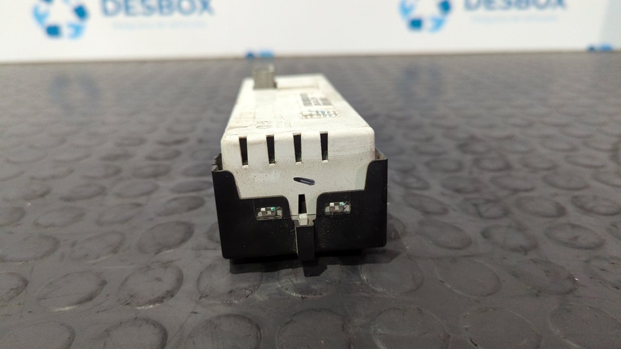 PANTALLA MULTIFUNCION RENAULT KANGOO - vista 2