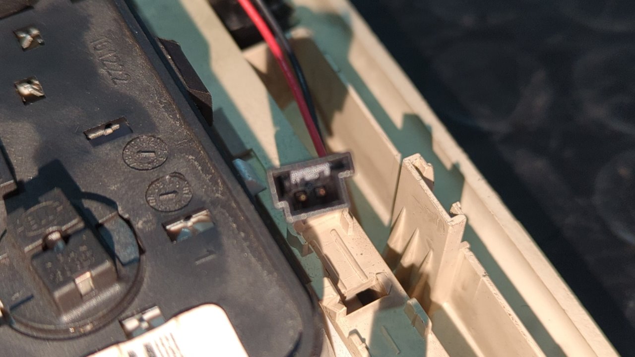 LUZ INTERIOR LAND ROVER RANGE ROVER SPORT - vista 4