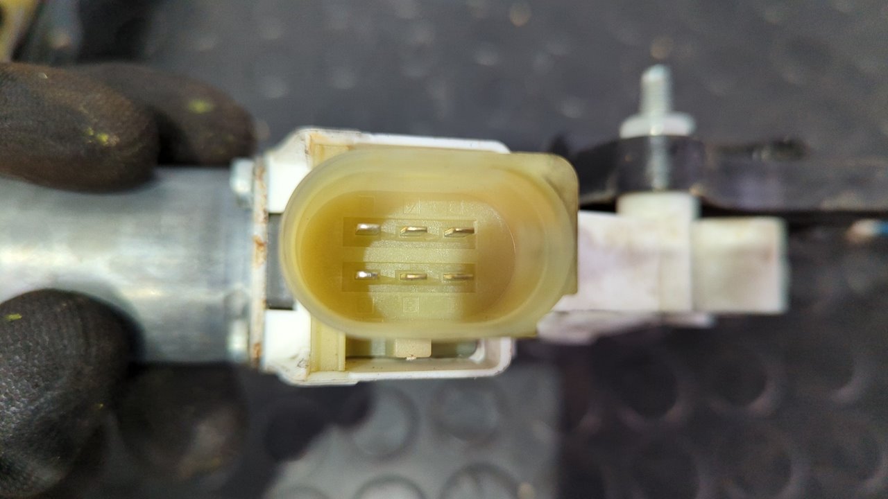 ELEVALUNAS DELANTERO DERECHO BMW SERIE 4 COUPE (F32) - vista 3