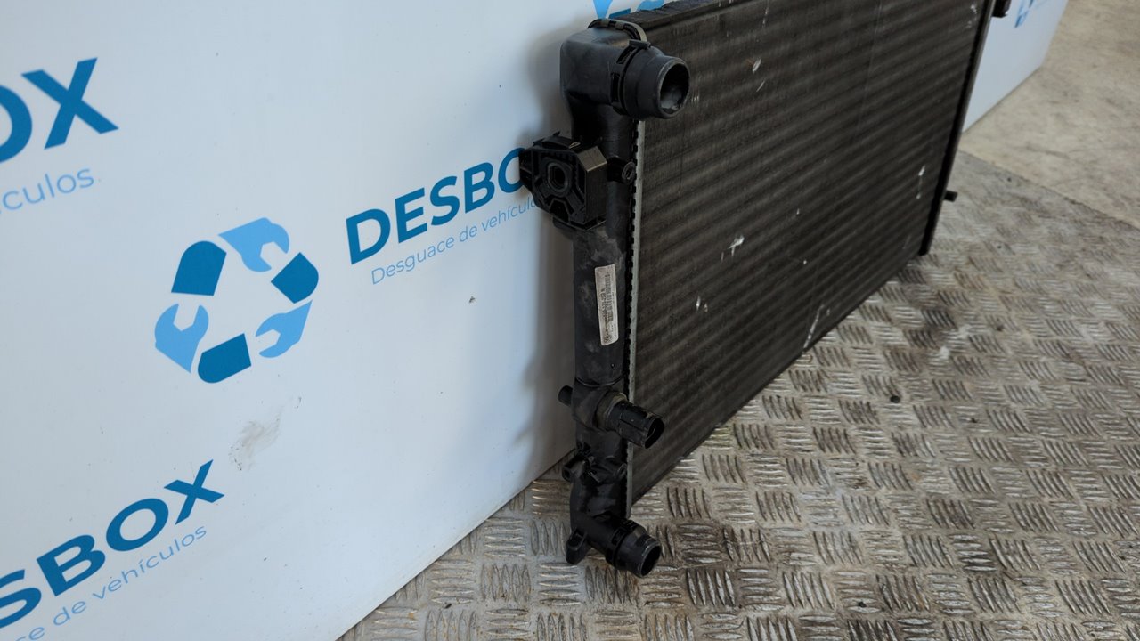 RADIADOR AGUA VOLKSWAGEN GOLF IV VARIANT (1J5) - vista 4