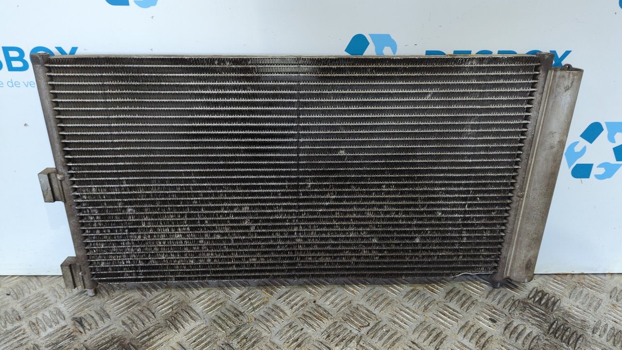CONDENSADOR / RADIADOR  AIRE ACONDICIONADO FIAT PUNTO BERLINA (188) - vista 2