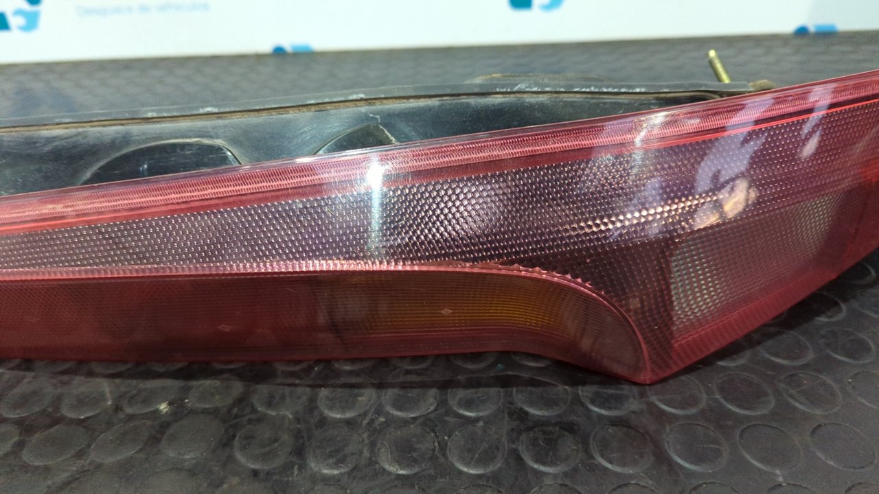 PILOTO TRASERO DERECHO FIAT PUNTO BERLINA (188) - vista 9