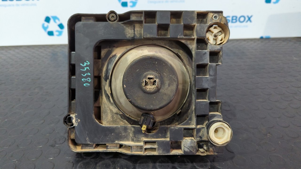 FARO DERECHO MERCEDES-BENZ MB 100 D CAJA CERRADA / COMBI - vista 4