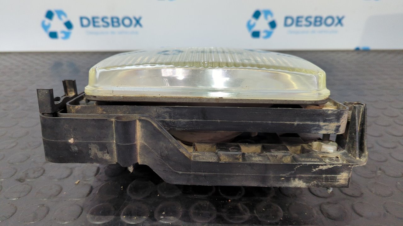 FARO DERECHO MERCEDES-BENZ MB 100 D CAJA CERRADA / COMBI - vista 6