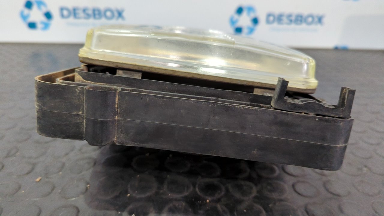 FARO DERECHO MERCEDES-BENZ MB 100 D CAJA CERRADA / COMBI - vista 7