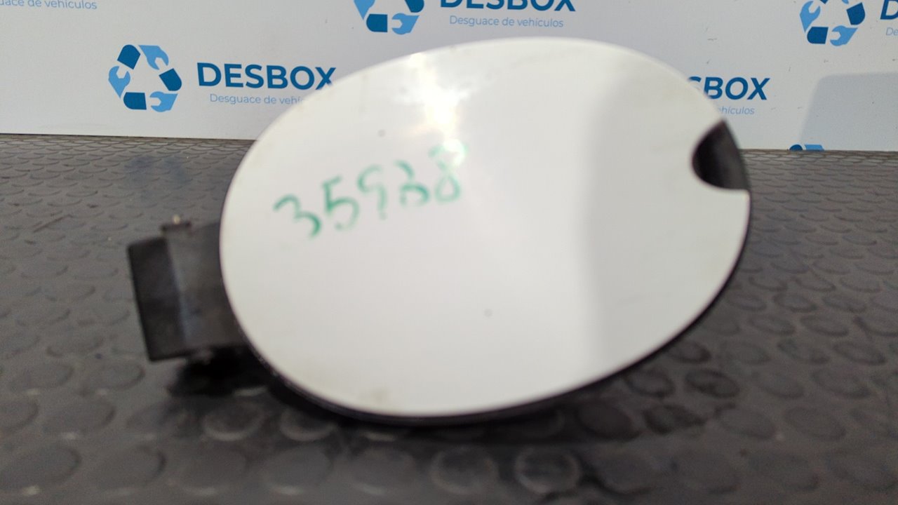 TAPA EXTERIOR COMBUSTIBLE FIAT SCUDO FURGÓN (272)