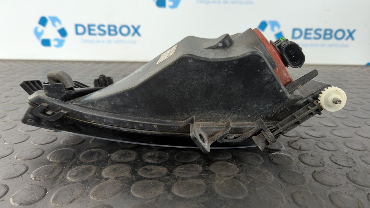 FARO ANTINIEBLA DERECHO VOLKSWAGEN GOLF VII LIM. (5G1) - vista 3
