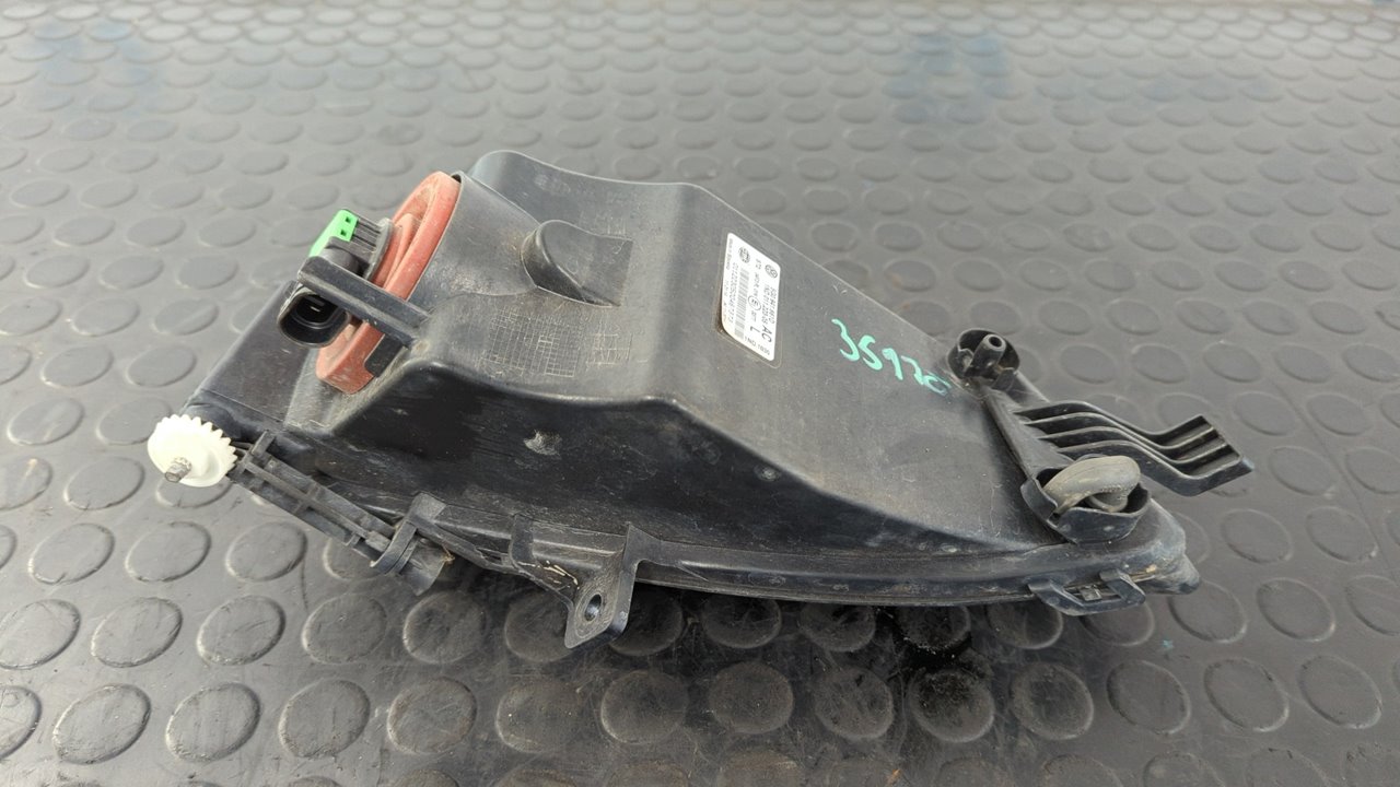 FARO ANTINIEBLA IZQUIERDO VOLKSWAGEN GOLF VII LIM. (5G1) - vista 4