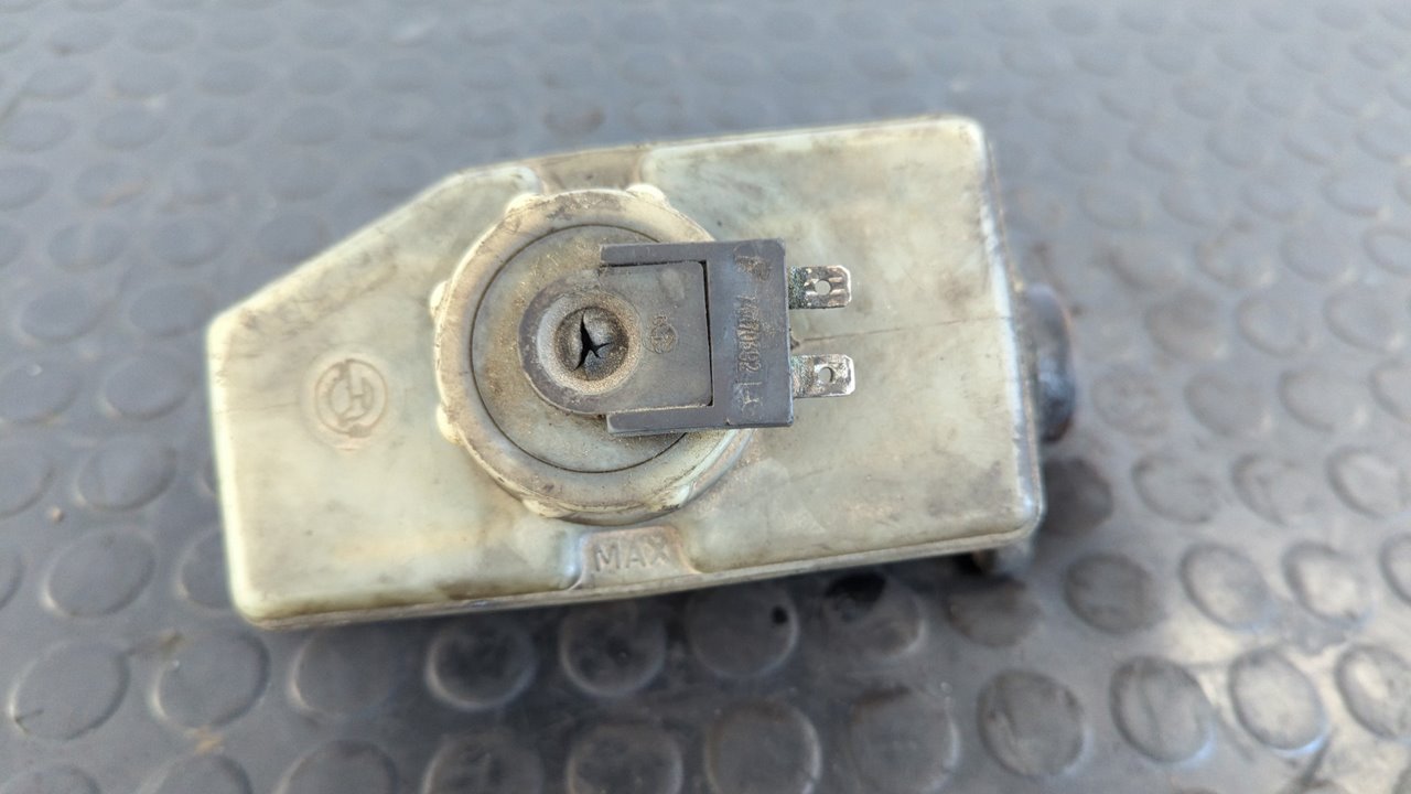 BOMBA FRENO LAND ROVER DEFENDER - vista 3