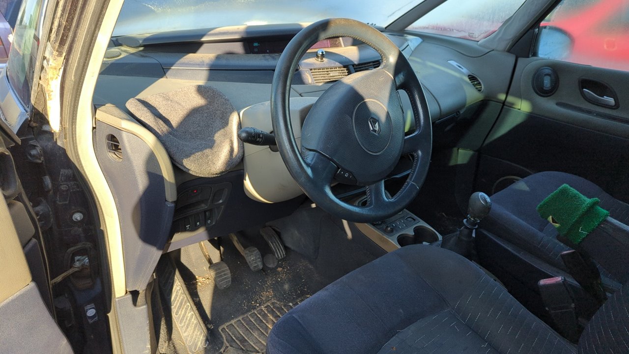 PARAGOLPES DELANTERO RENAULT ESPACE IV (JK0) - vista 3