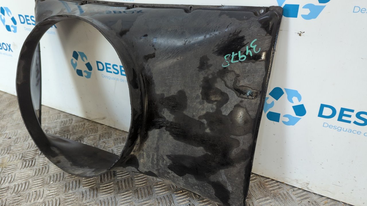 CALANDRA DELANTERA DE RADIADOR LAND ROVER DEFENDER - vista 6