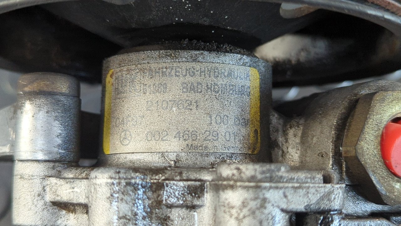 BOMBA DIRECCION MERCEDES-BENZ CLASE CLK (W208) COUPE - vista 3