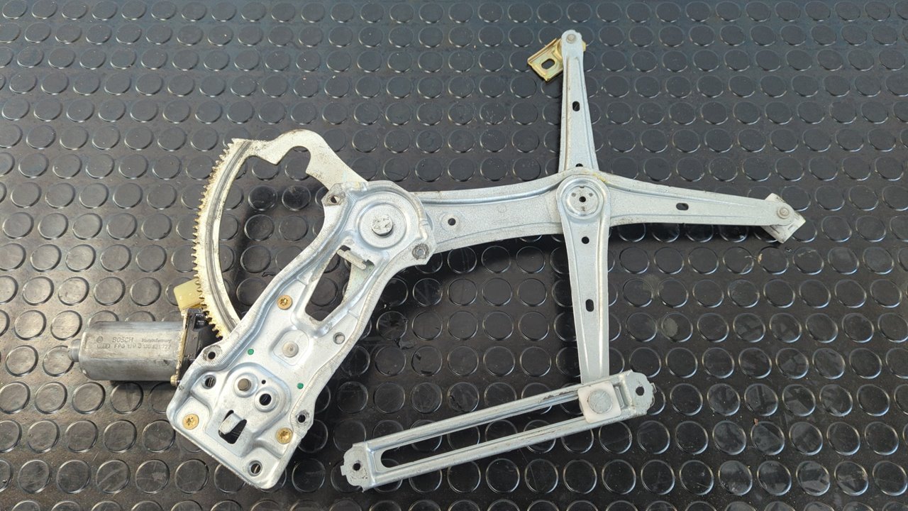 ELEVALUNAS DELANTERO IZQUIERDO MERCEDES-BENZ CLASE CLK (W208) COUPE