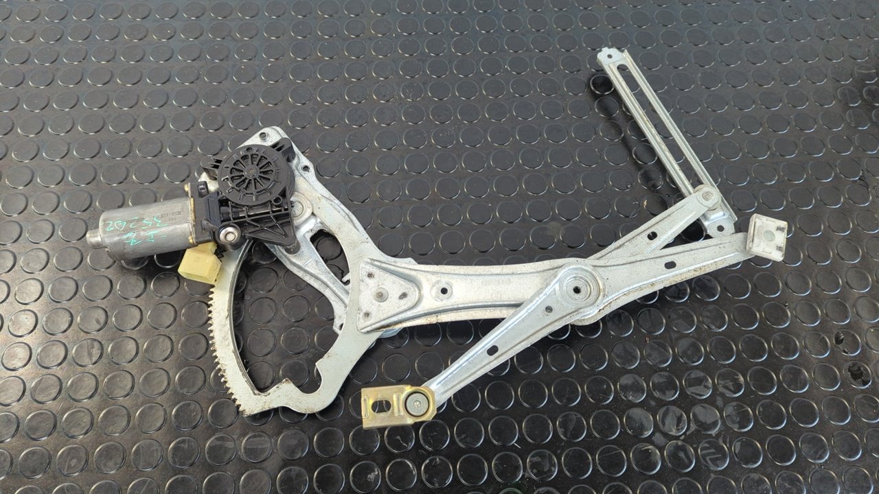 ELEVALUNAS DELANTERO IZQUIERDO MERCEDES-BENZ CLASE CLK (W208) COUPE - vista 4