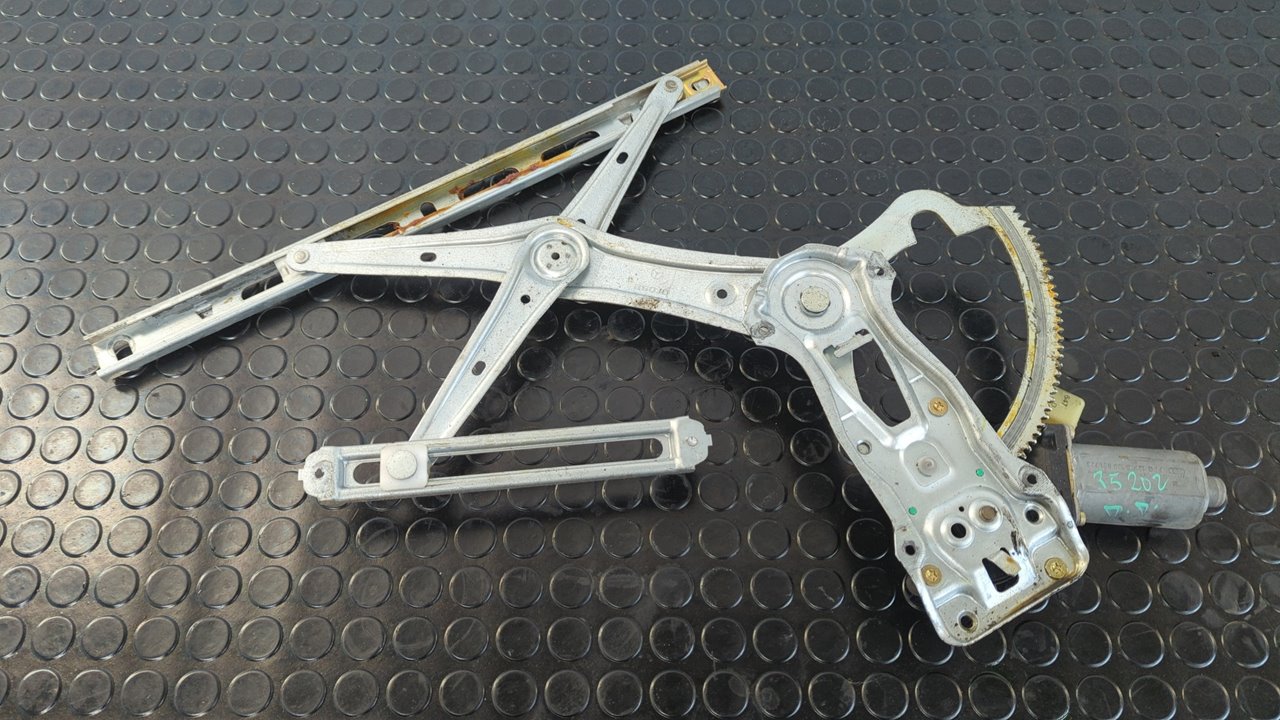 ELEVALUNAS DELANTERO DERECHO MERCEDES-BENZ CLASE CLK (W208) COUPE - vista 3