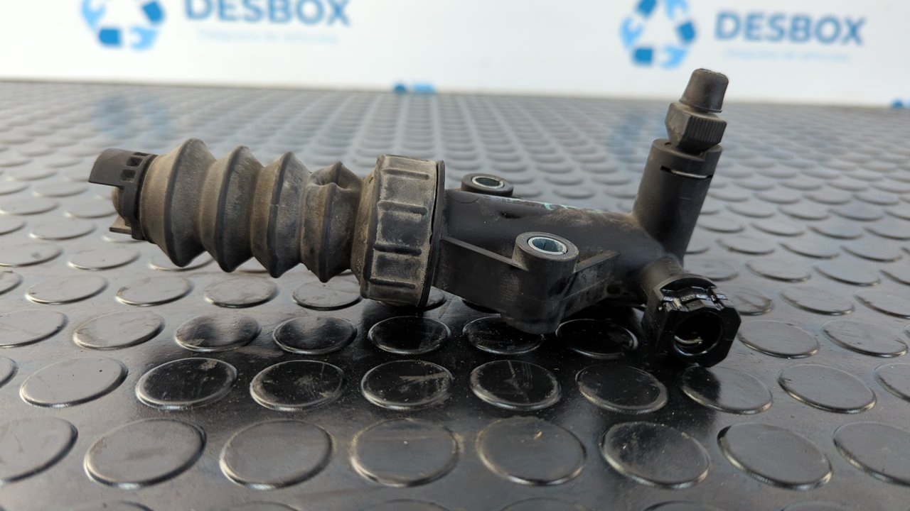 BOMBIN EMBRAGUE FIAT GRANDE PUNTO (199) - vista 2