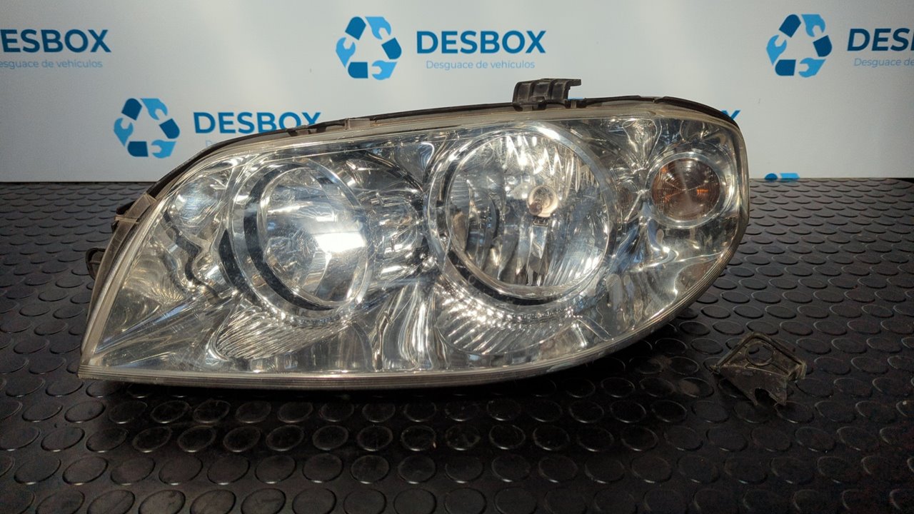 FARO IZQUIERDO FIAT PUNTO BERLINA (188)