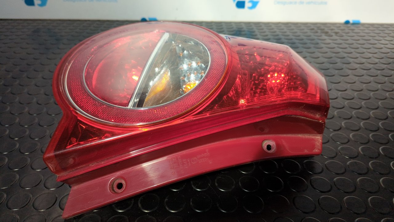 PILOTO TRASERO IZQUIERDO CHEVROLET AVEO - vista 6