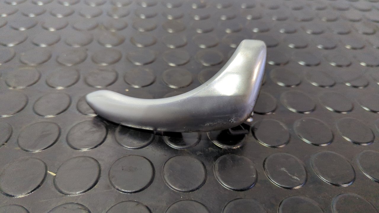 MANETA INTERIOR DELANTERA DERECHA NISSAN PRIMERA BERLINA (P12)