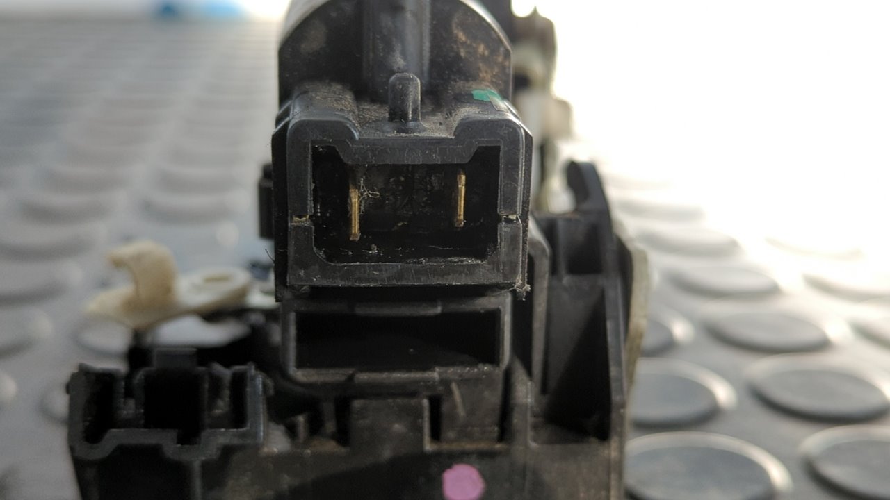 CERRADURA PUERTA DELANTERA DERECHA DACIA DOKKER - vista 4