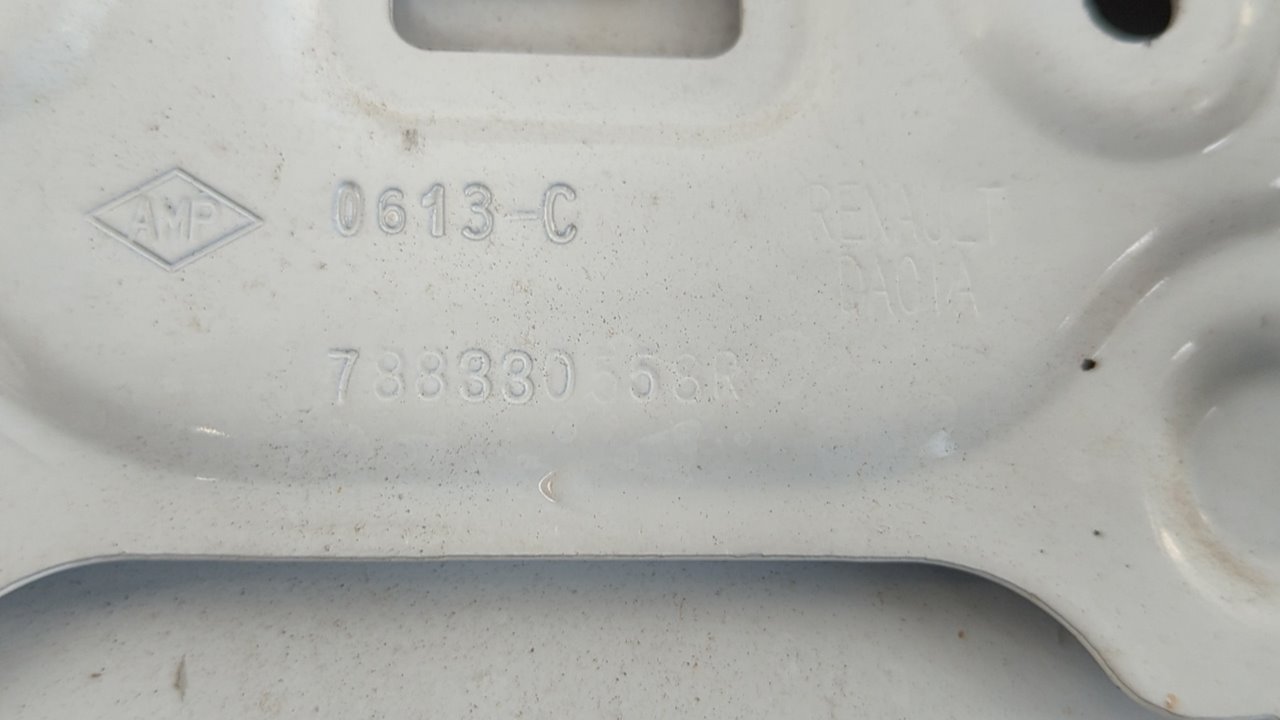 TAPA EXTERIOR COMBUSTIBLE DACIA DOKKER - vista 4