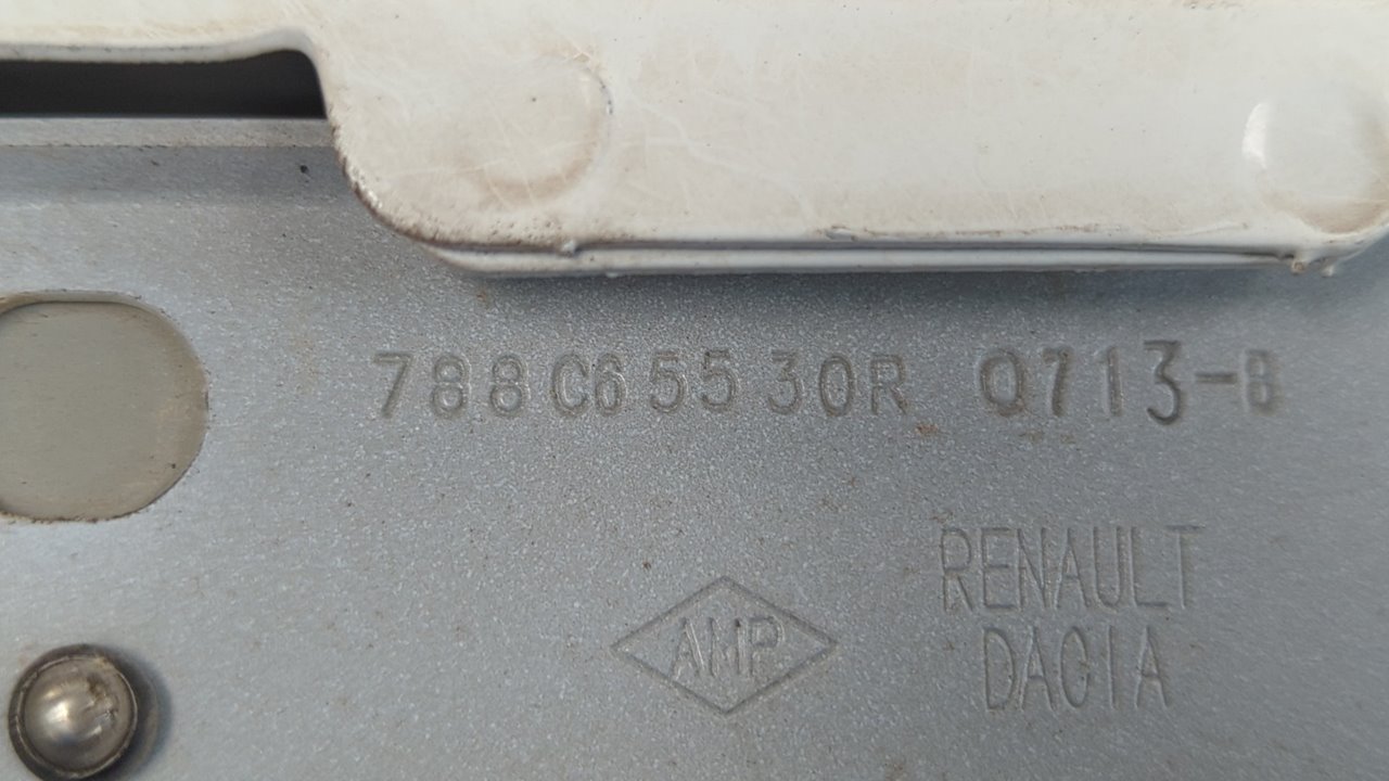 TAPA EXTERIOR COMBUSTIBLE DACIA DOKKER - vista 2