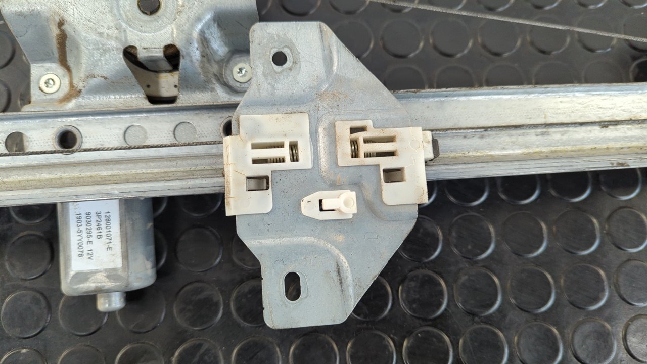 ELEVALUNAS DELANTERO DERECHO DACIA DOKKER - vista 4