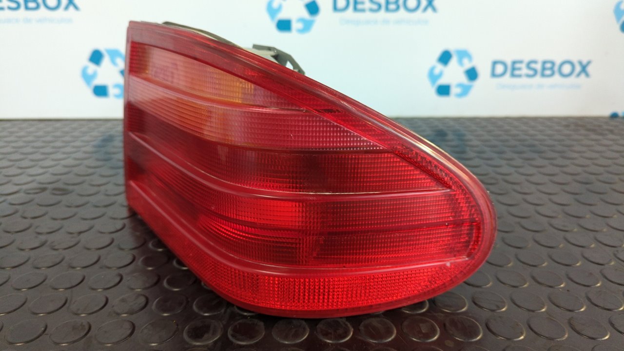 PILOTO TRASERO DERECHO MERCEDES-BENZ CLASE E (W210) FAMILIAR - vista 8